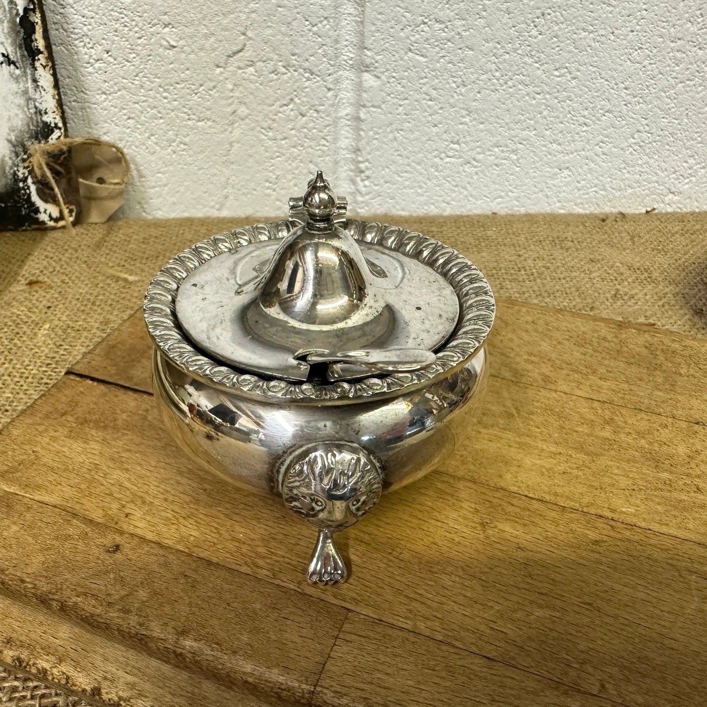 Stunning Victorian Style Silver Plated Mustard Pot - The Blind Mole