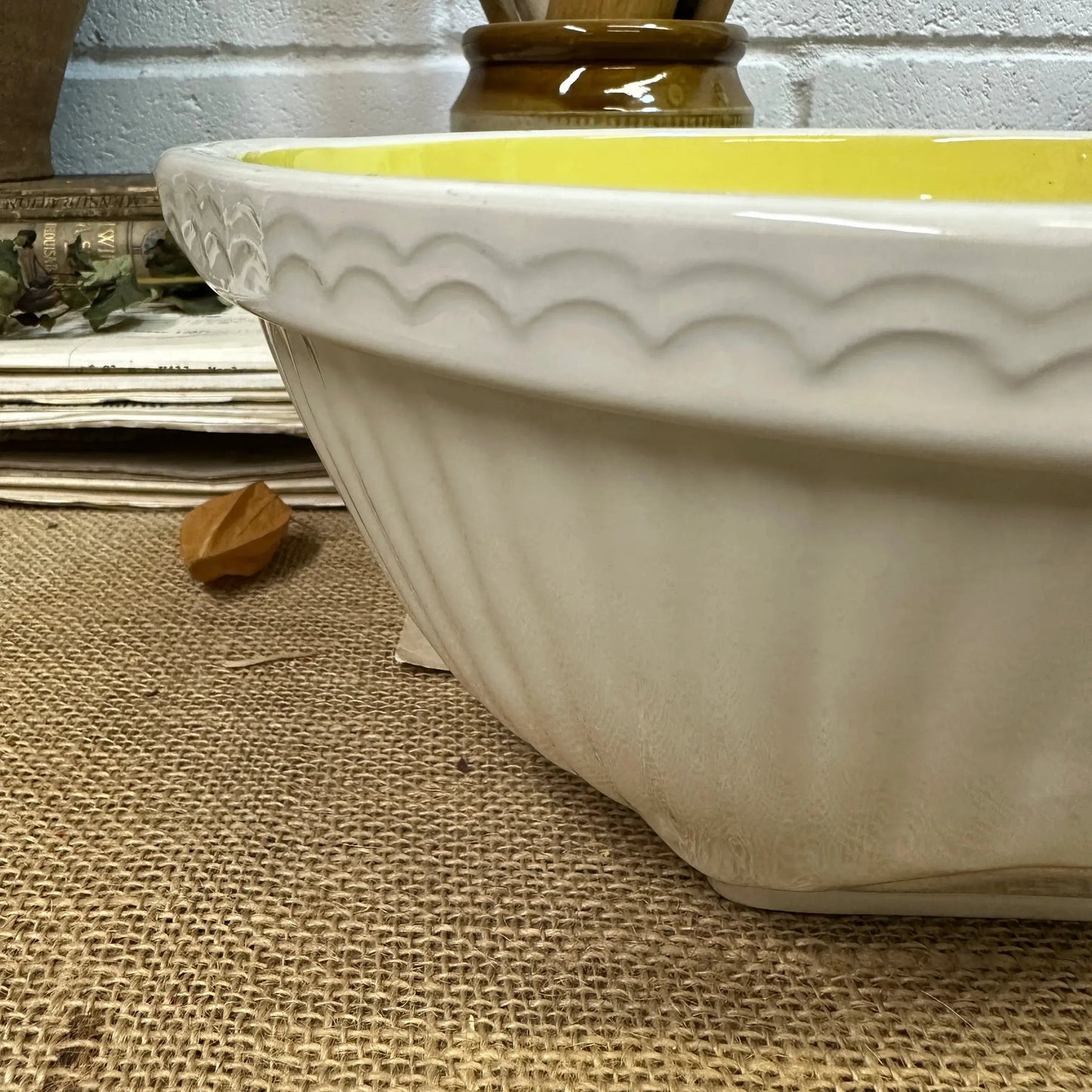 White Easimix Mixing Bowl - Gripstand TG Green - The Blind Mole