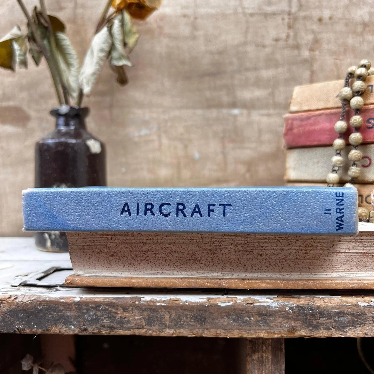 The observer’s book of Aircraft Top - Bottom - The Blind Mole