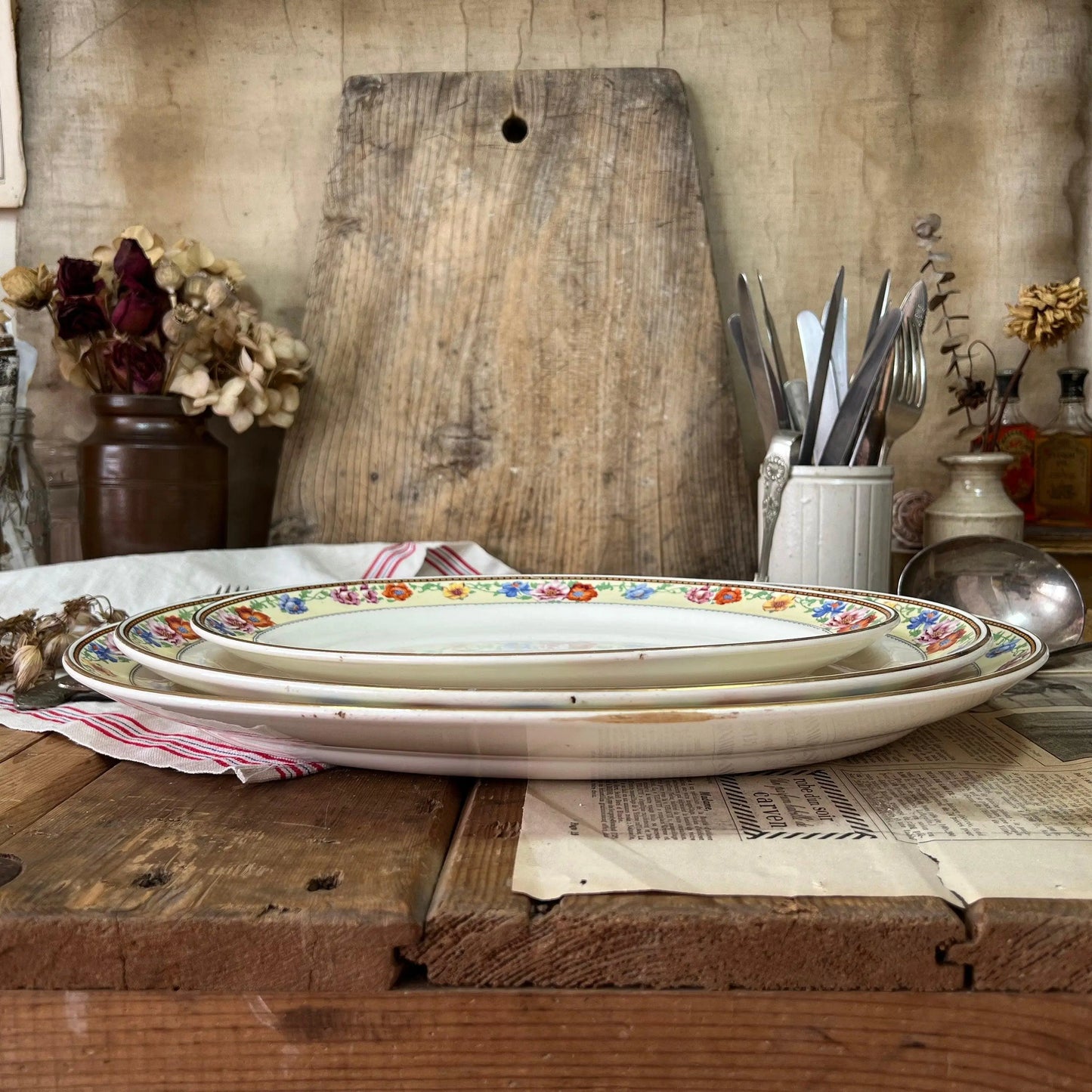 Three Floral Serving Platters - The Blind Mole