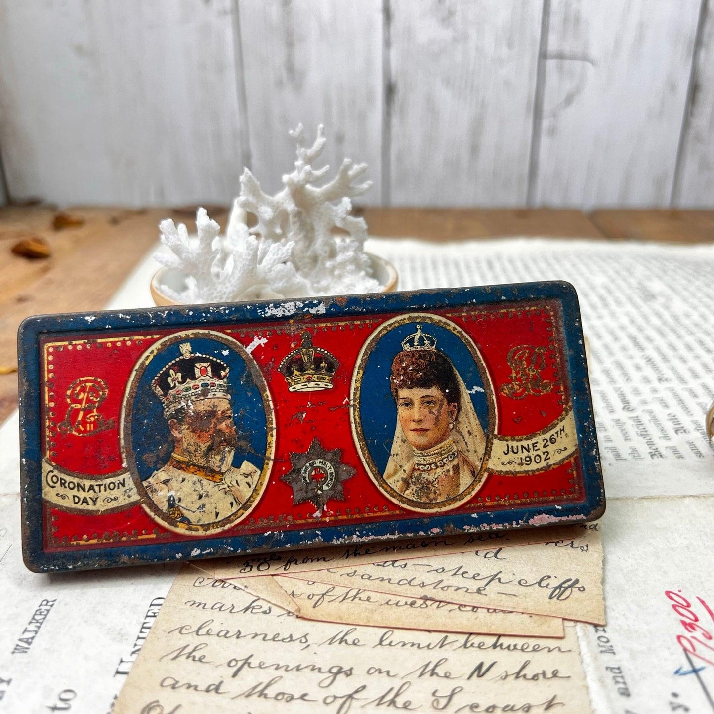 Antique Commemorative Coronation Tin 1902 Edward VII - The Blind Mole