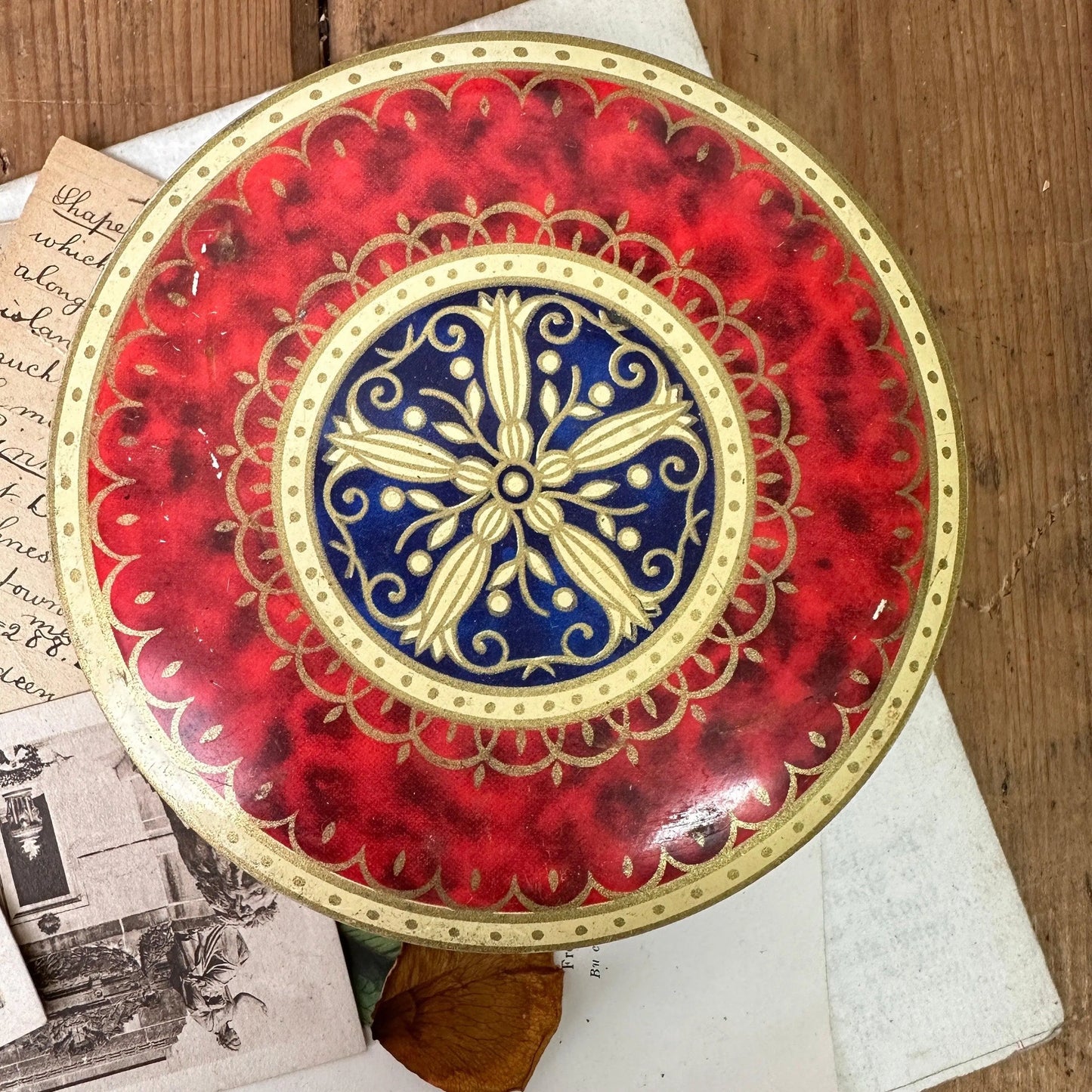 Vintage Red Floral Round Toffee Tin - The Blind Mole