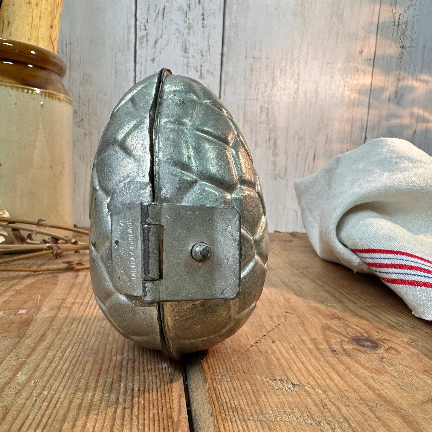 Antique Chocolate Easter Egg Mould Decorative Egg - The Blind Mole