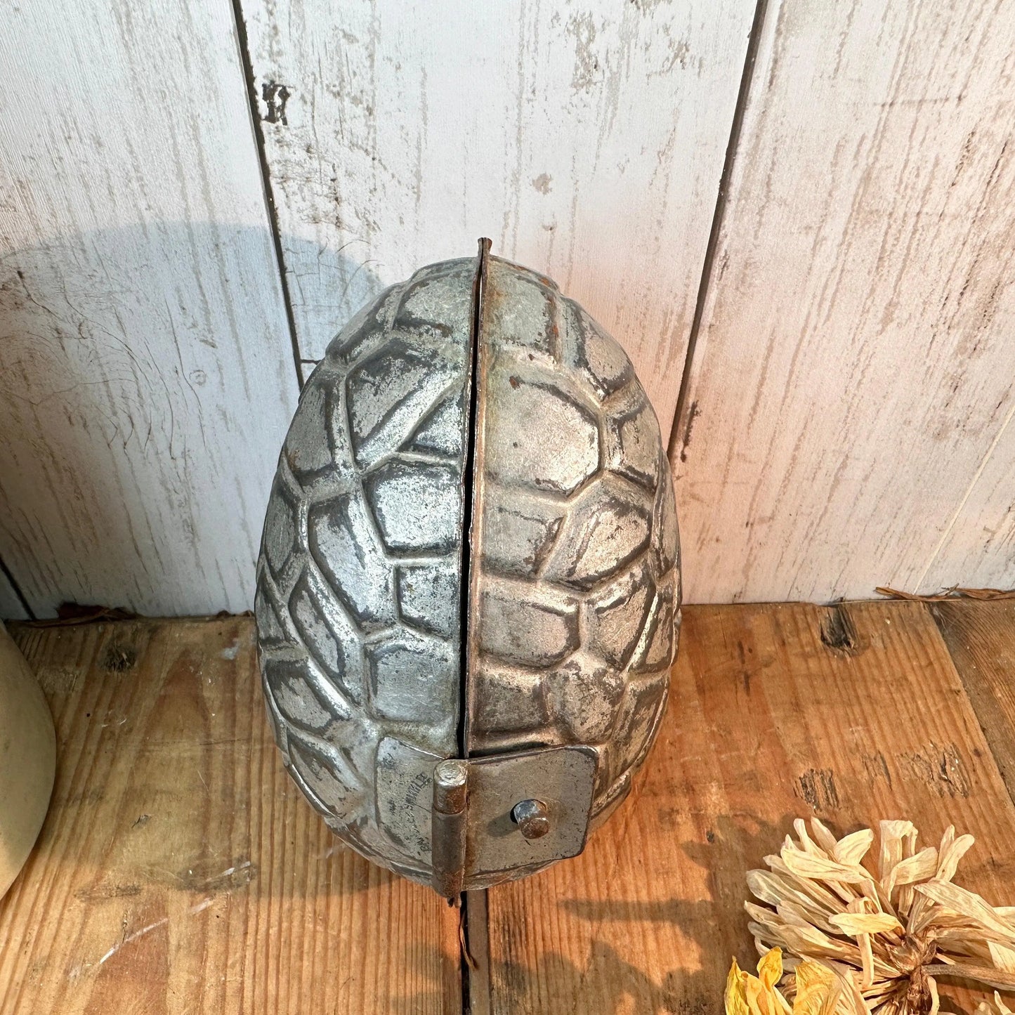 Antique Chocolate Easter Egg Mould - The Blind Mole