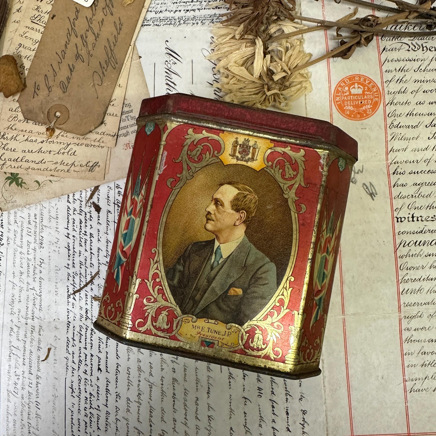 Commemorative Coronation Tin Barnsley Co-Operative Society Ruby Jubilee 1932 - The Blind Mole