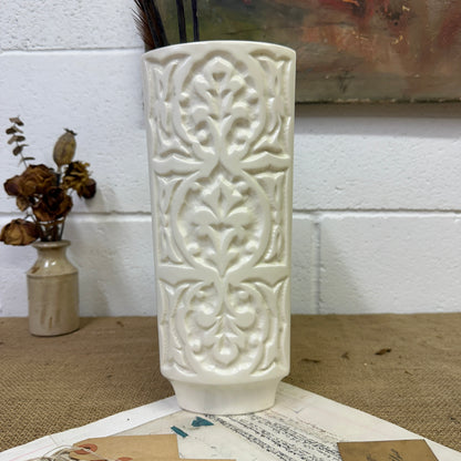 White Moonstone Beswick Fern Vase