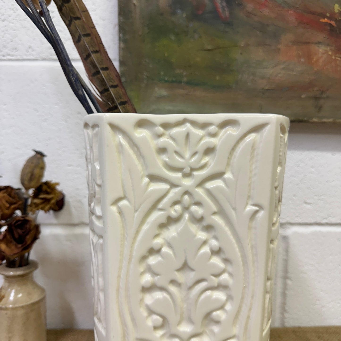 White Moonstone Beswick Fern Vase