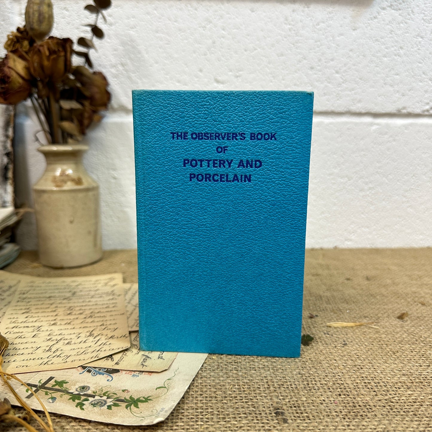 The observer’s book Pottery & Porcelain - Tile Top to Bottom