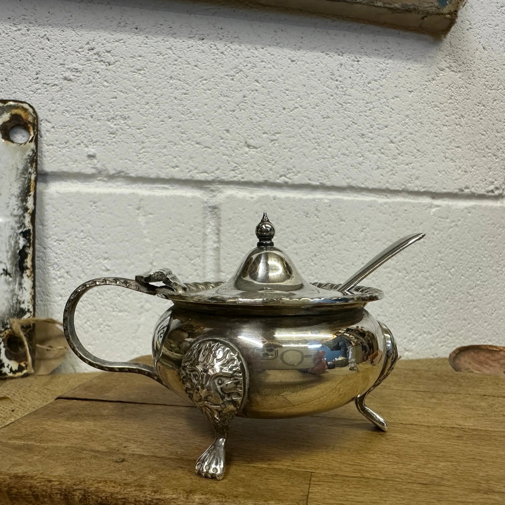 Stunning Victorian Style Silver Plated Mustard Pot - The Blind Mole