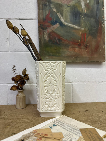 White Moonstone Beswick Fern Vase