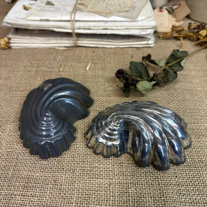 Pair of Shell Baking Tins, Moulds - The Blind Mole
