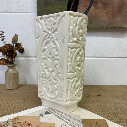 White Moonstone Beswick Fern Vase