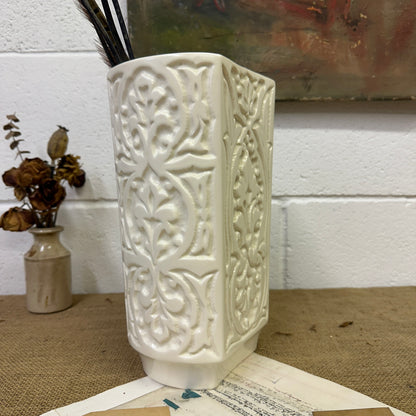 White Moonstone Beswick Fern Vase