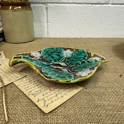 Victorian Majolica Ware Leaf Dish