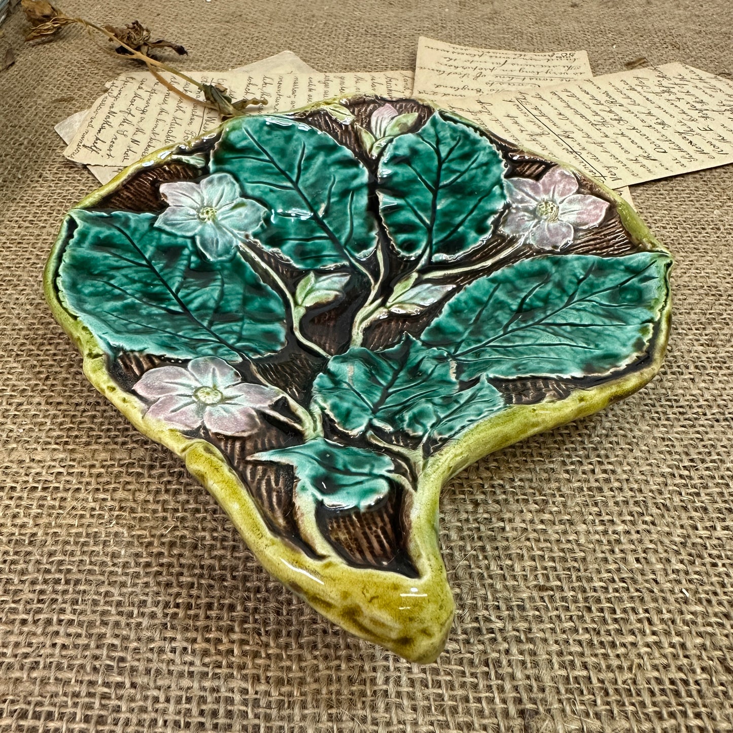 Victorian Majolica Ware Leaf Dish