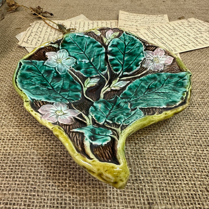 Victorian Majolica Ware Leaf Dish