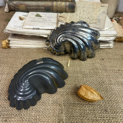 Pair of Shell Baking Tins, Moulds - The Blind Mole