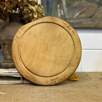Antique Sycamore Bread Chopping Board - The Blind Mole