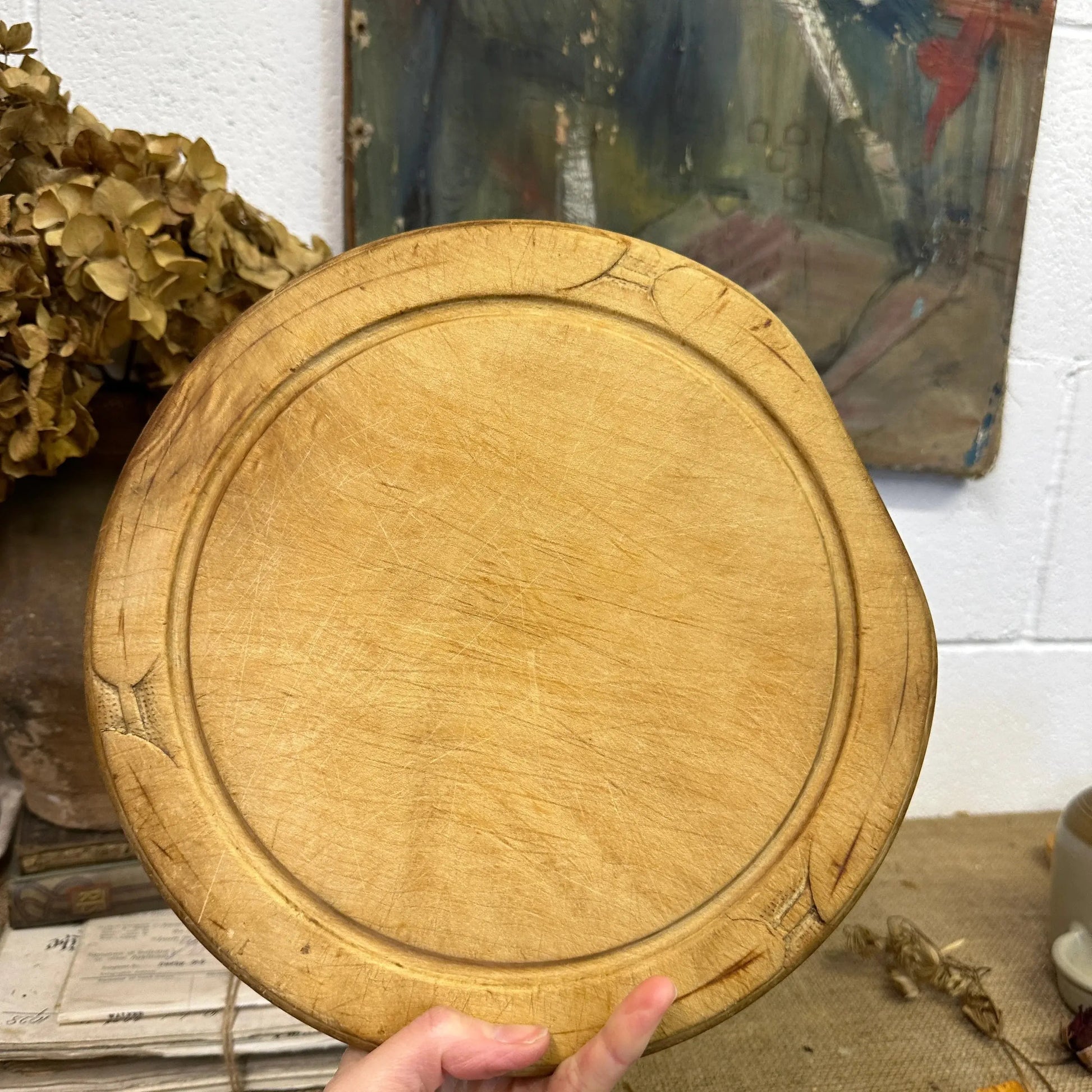 Antique Sycamore Bread Chopping Board - The Blind Mole