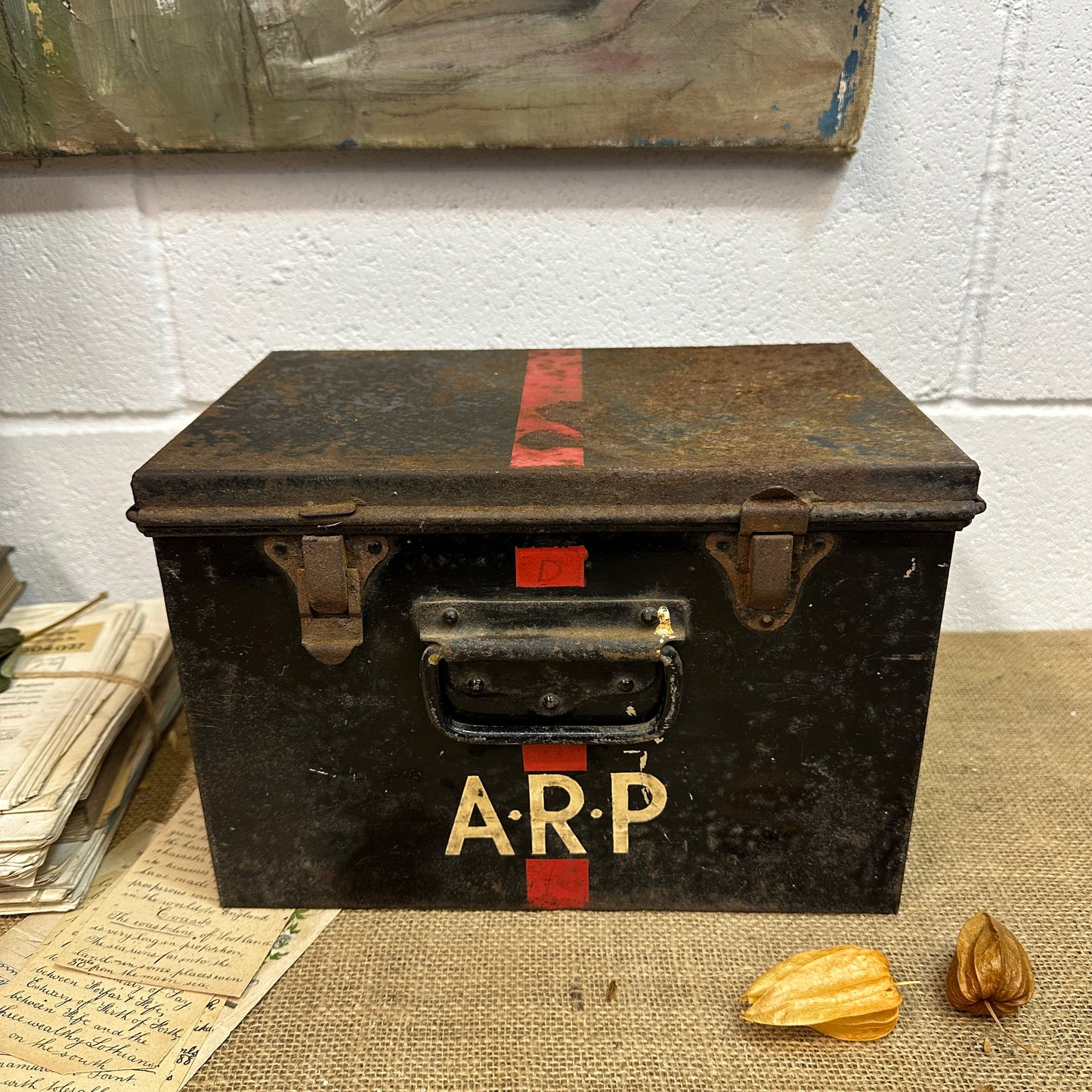 Metal Air Raid Fist Aid Tin