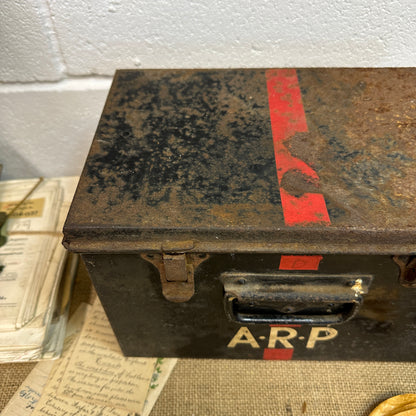 Metal Air Raid Fist Aid Tin