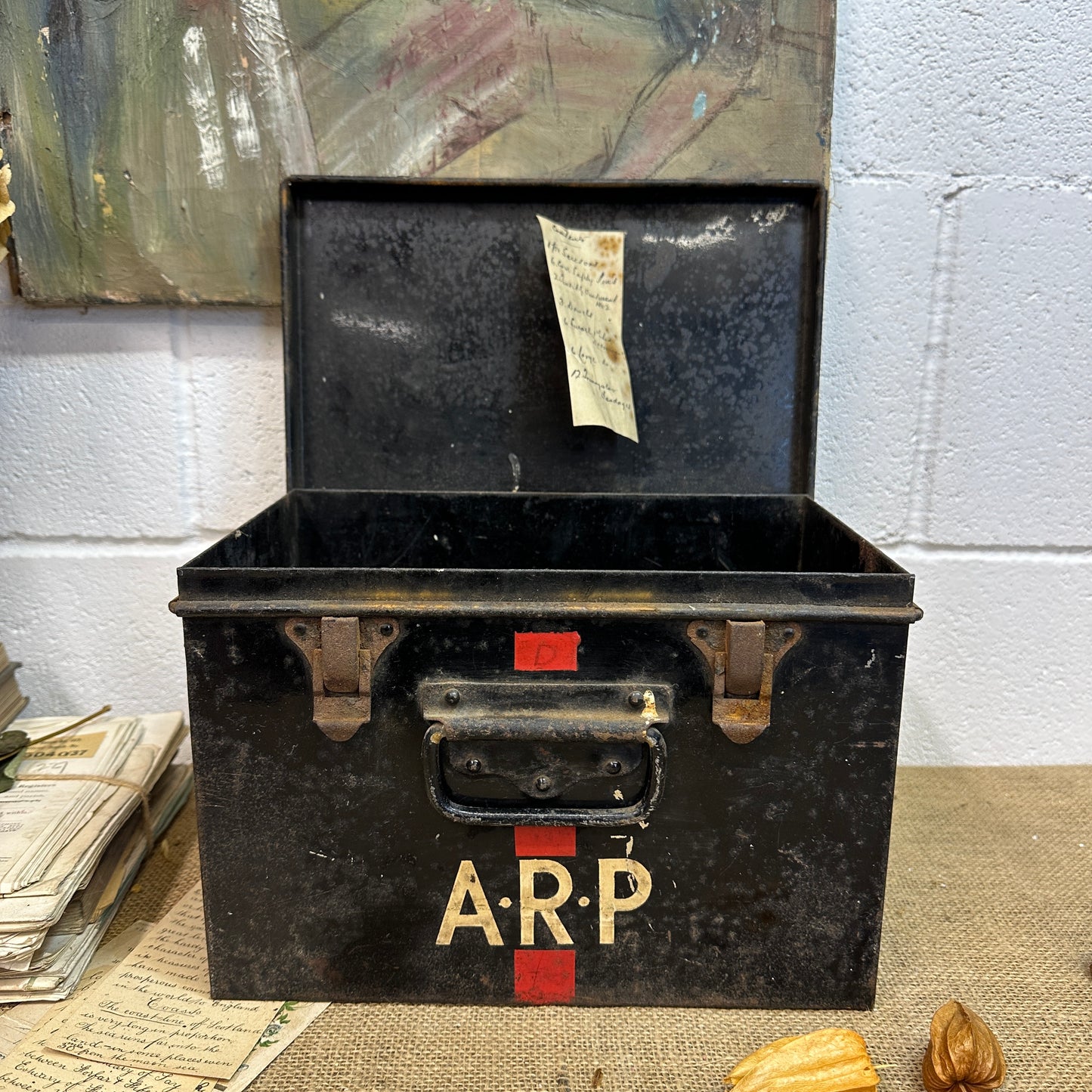 Metal Air Raid Fist Aid Tin