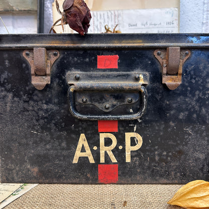 Metal Air Raid Fist Aid Tin