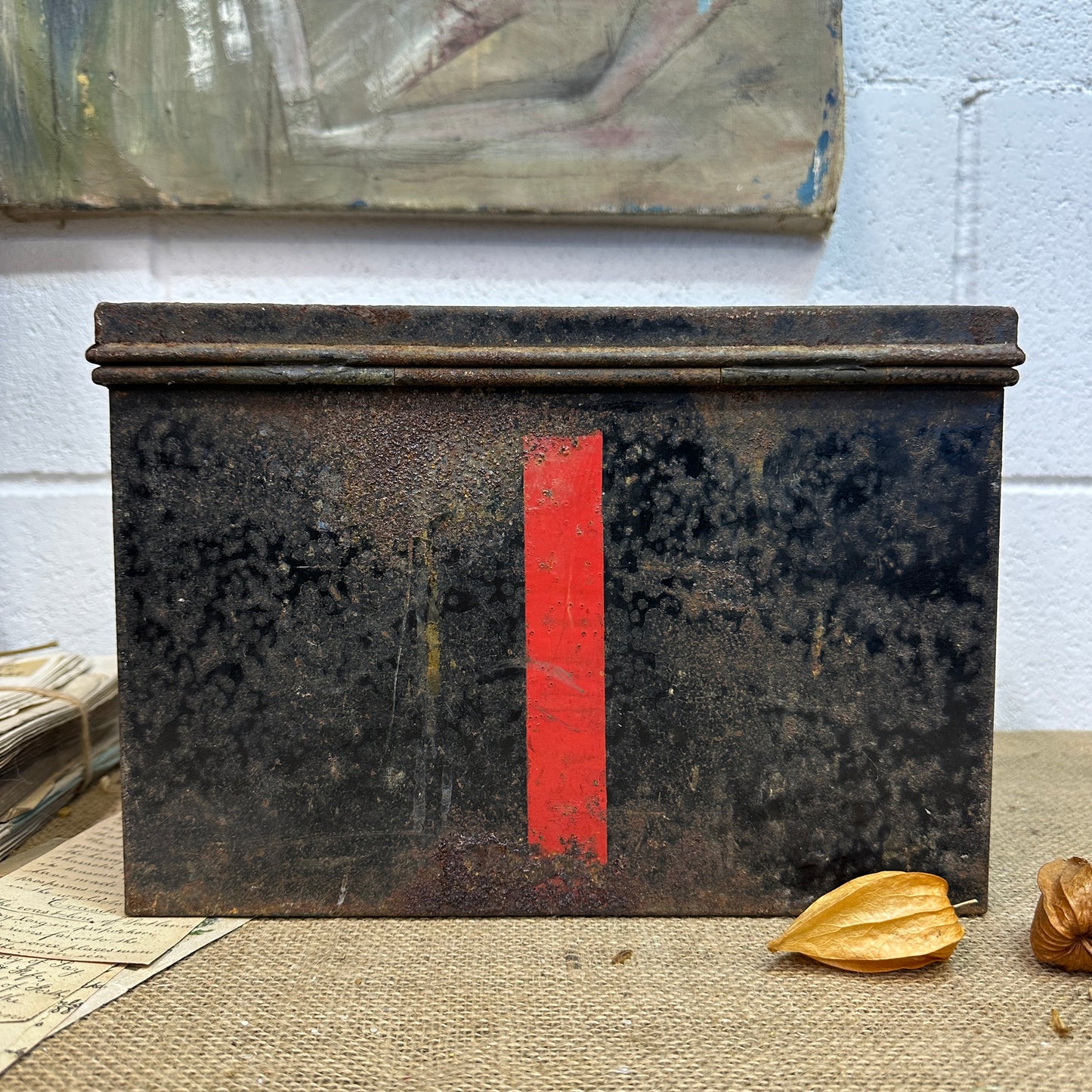 Metal Air Raid Fist Aid Tin