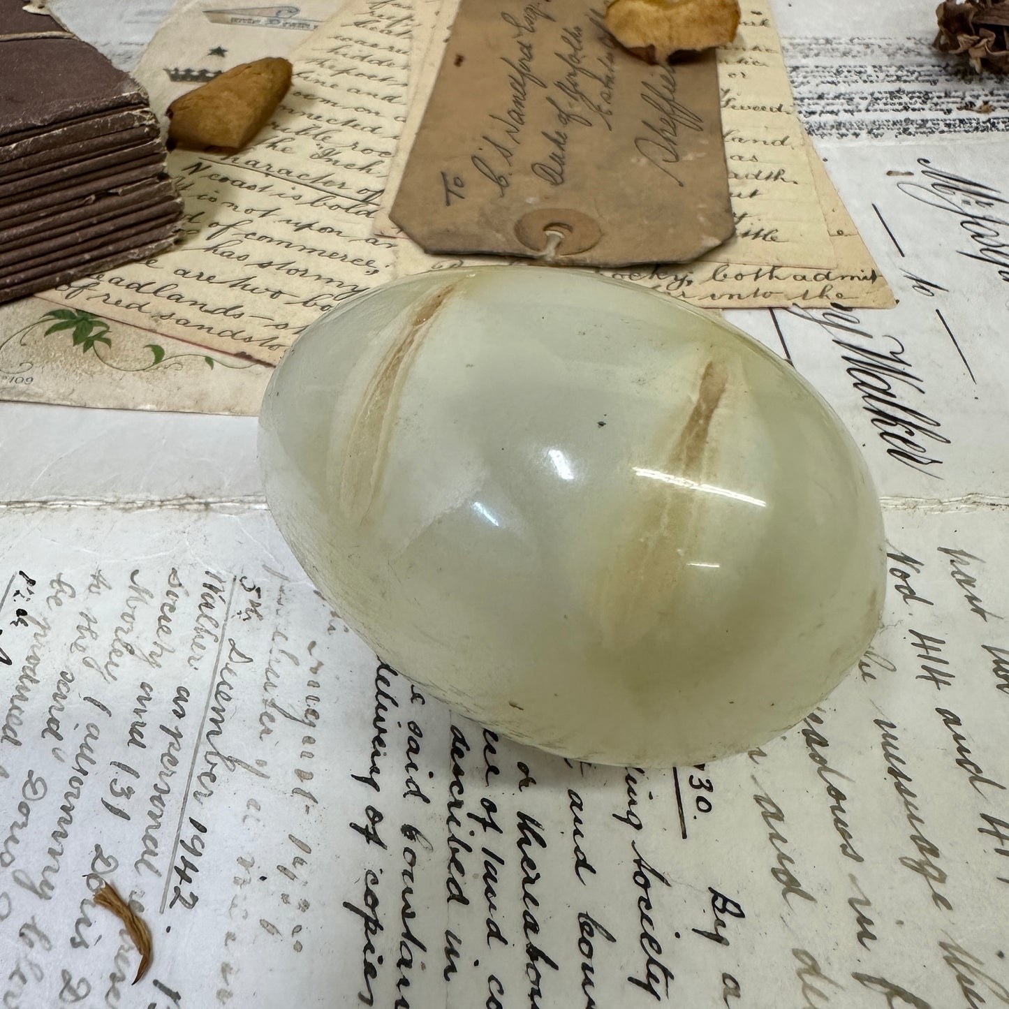 Decorative Onyx Eggs Marble Cream