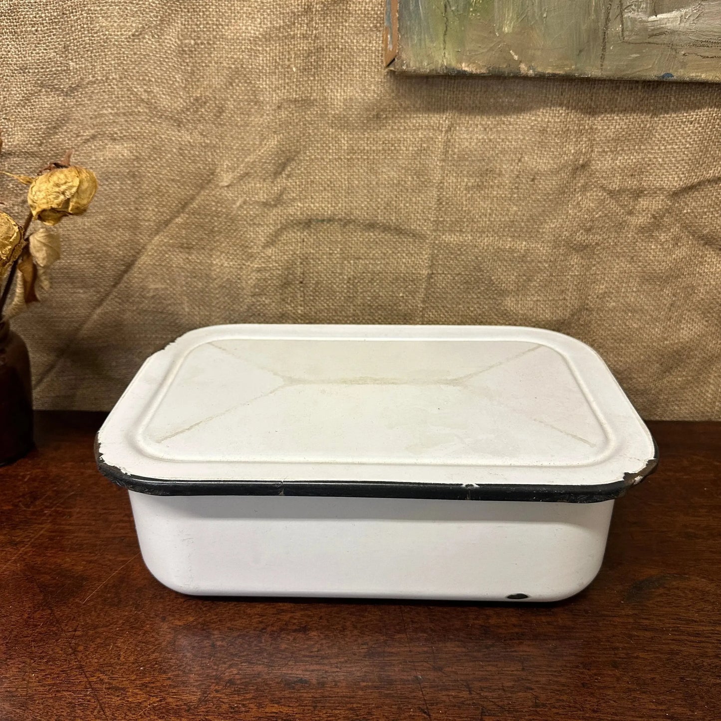 Vintage White Roasting/Serving Dish The Blind Mole