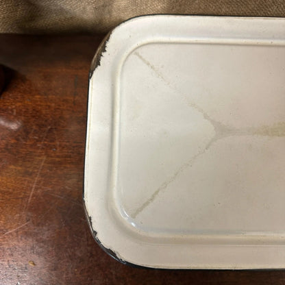 Vintage White Roasting/Serving Dish The Blind Mole