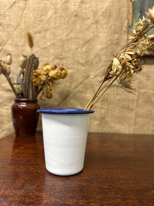 Enamel Vintage White Tumbler The Blind Mole