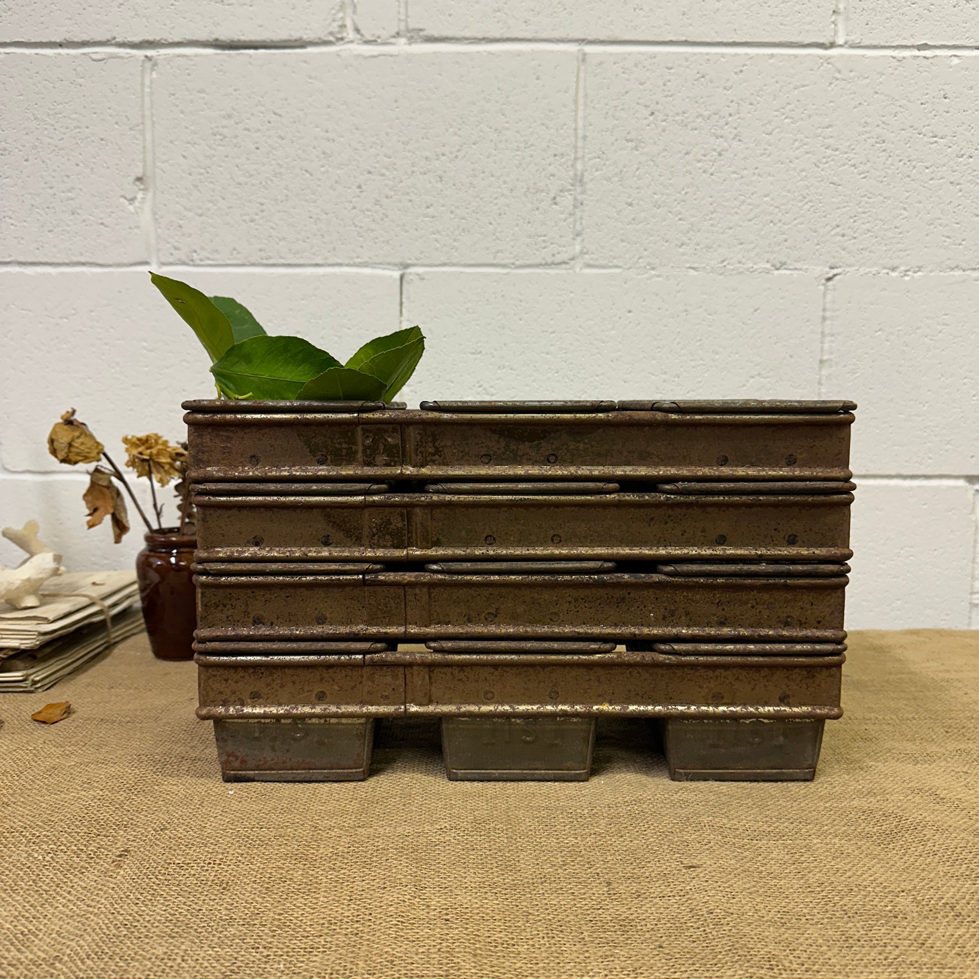 Hovis Industrial Strap Loaf Tin - The Blind Mole