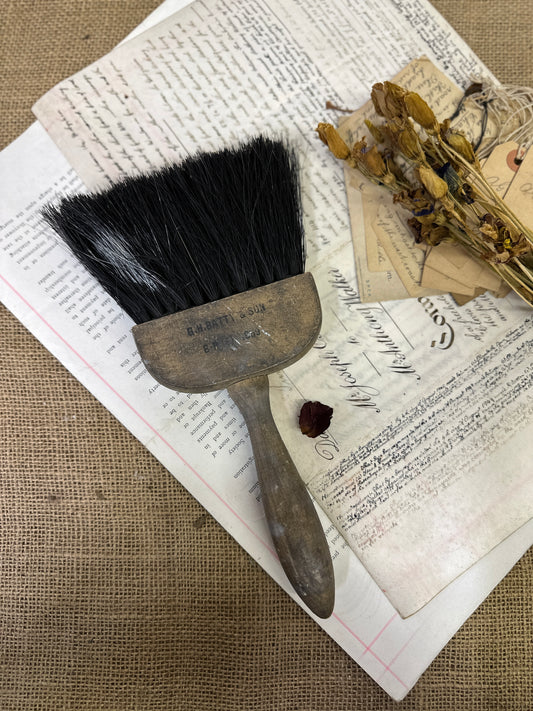 Rustic British Painters Dusting Brush Branded - The Blind Mole