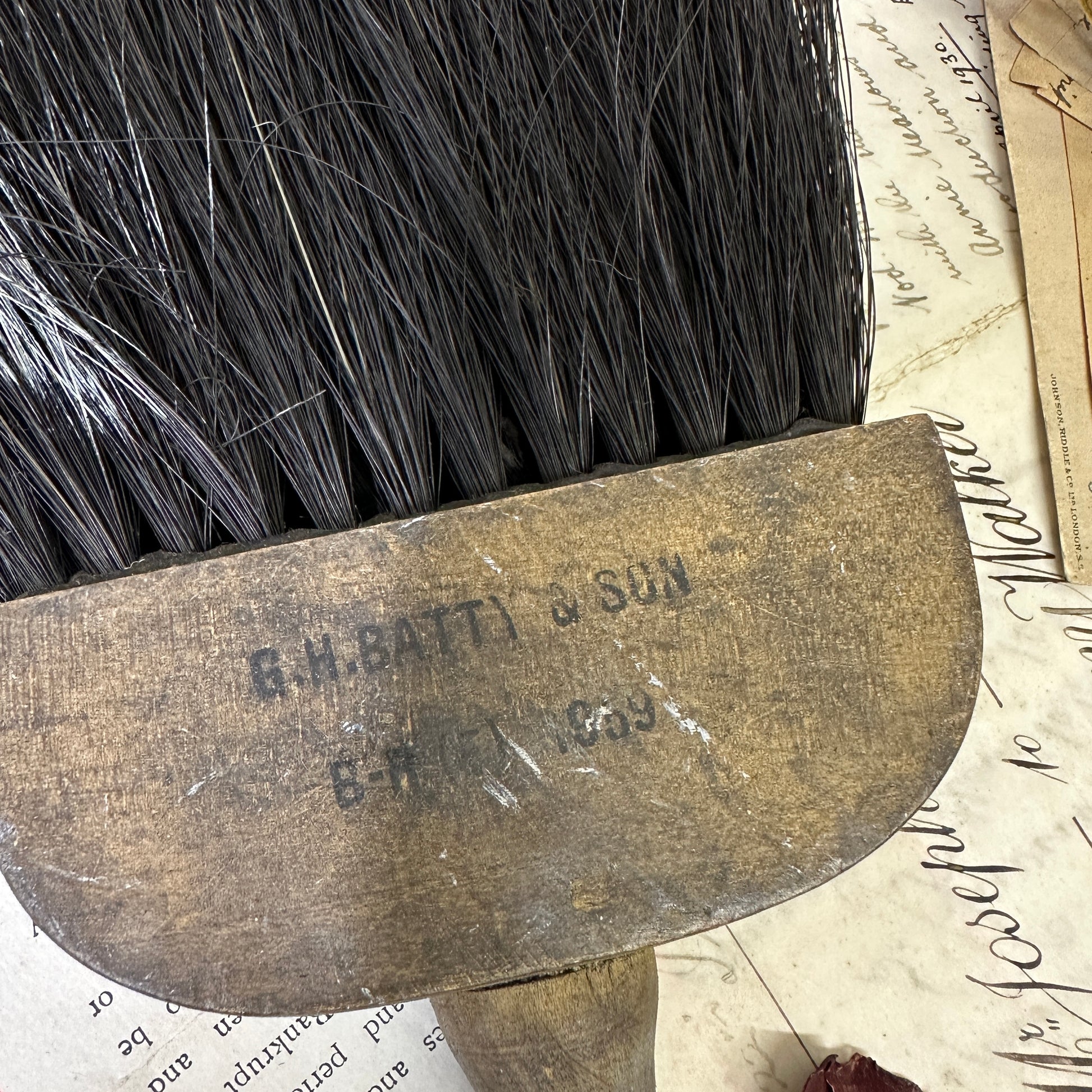 Rustic British Painters Dusting Brush Branded - The Blind Mole