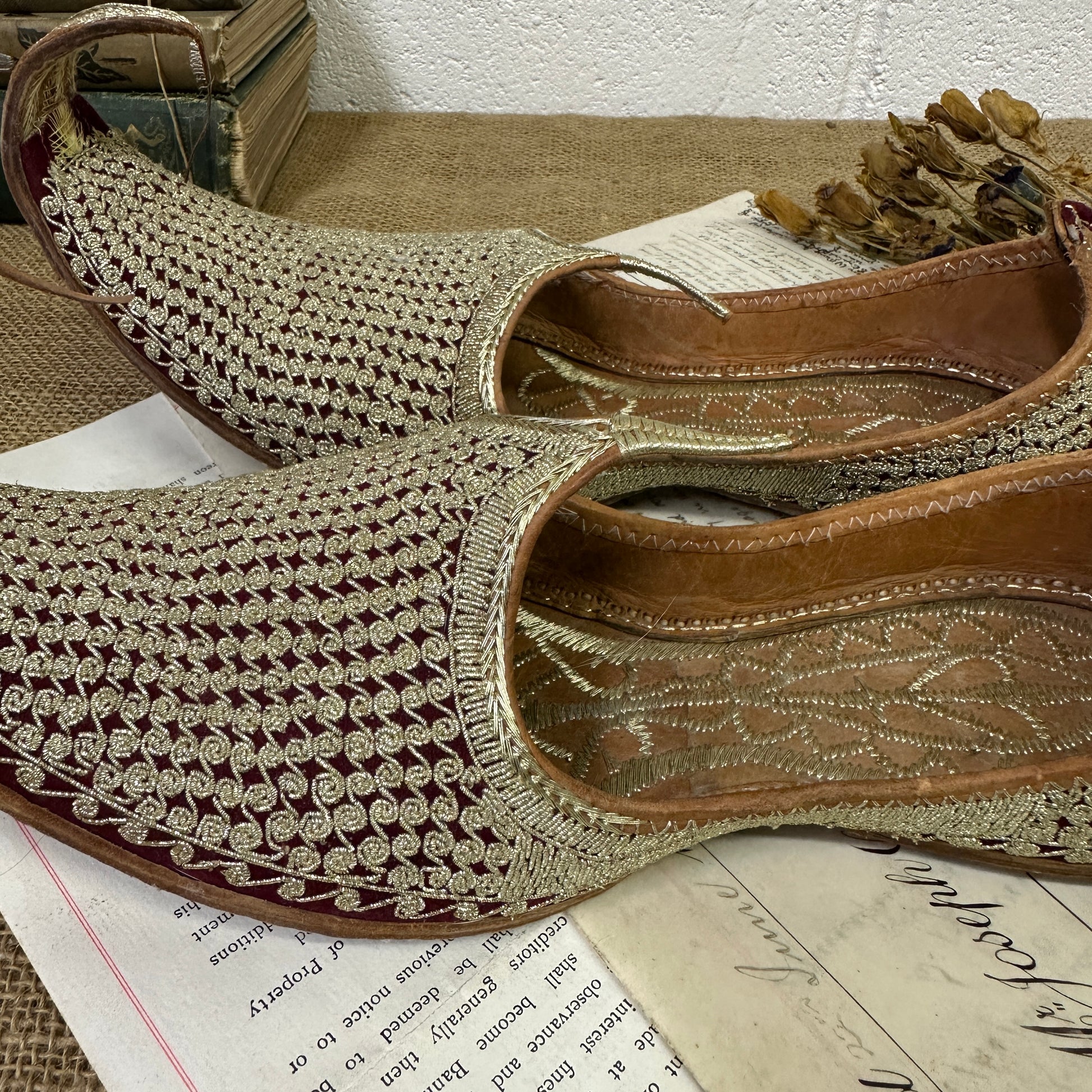 Traditional Indian Khussa Sherwani Shoes - The Blind Mole