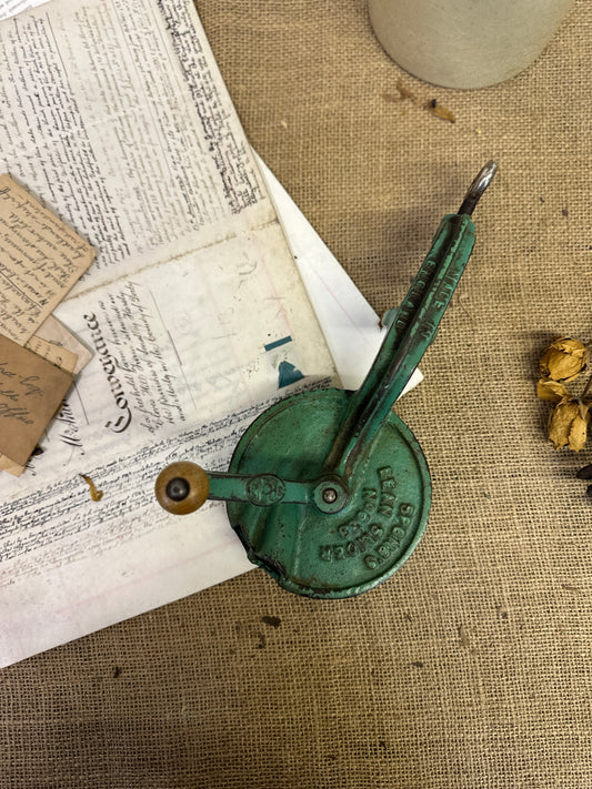 Spond & Co Bean Slicer