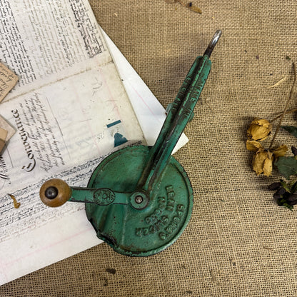 Spond & Co Bean Slicer