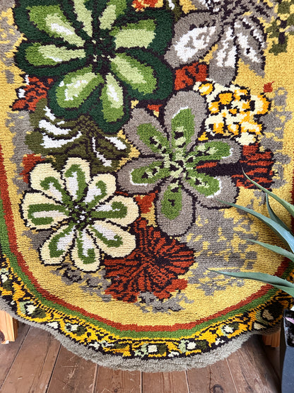 Mid-century Hand knotted Wool Rug