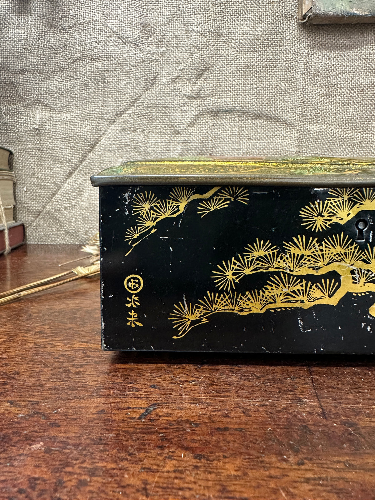 Edwardian Riley's Toffee Tin Chinoiserie