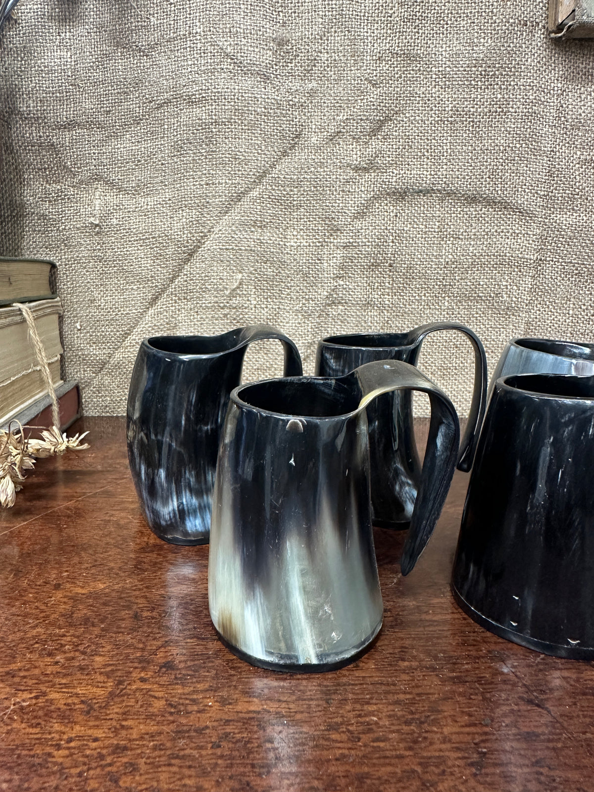 Horn Mugs Set