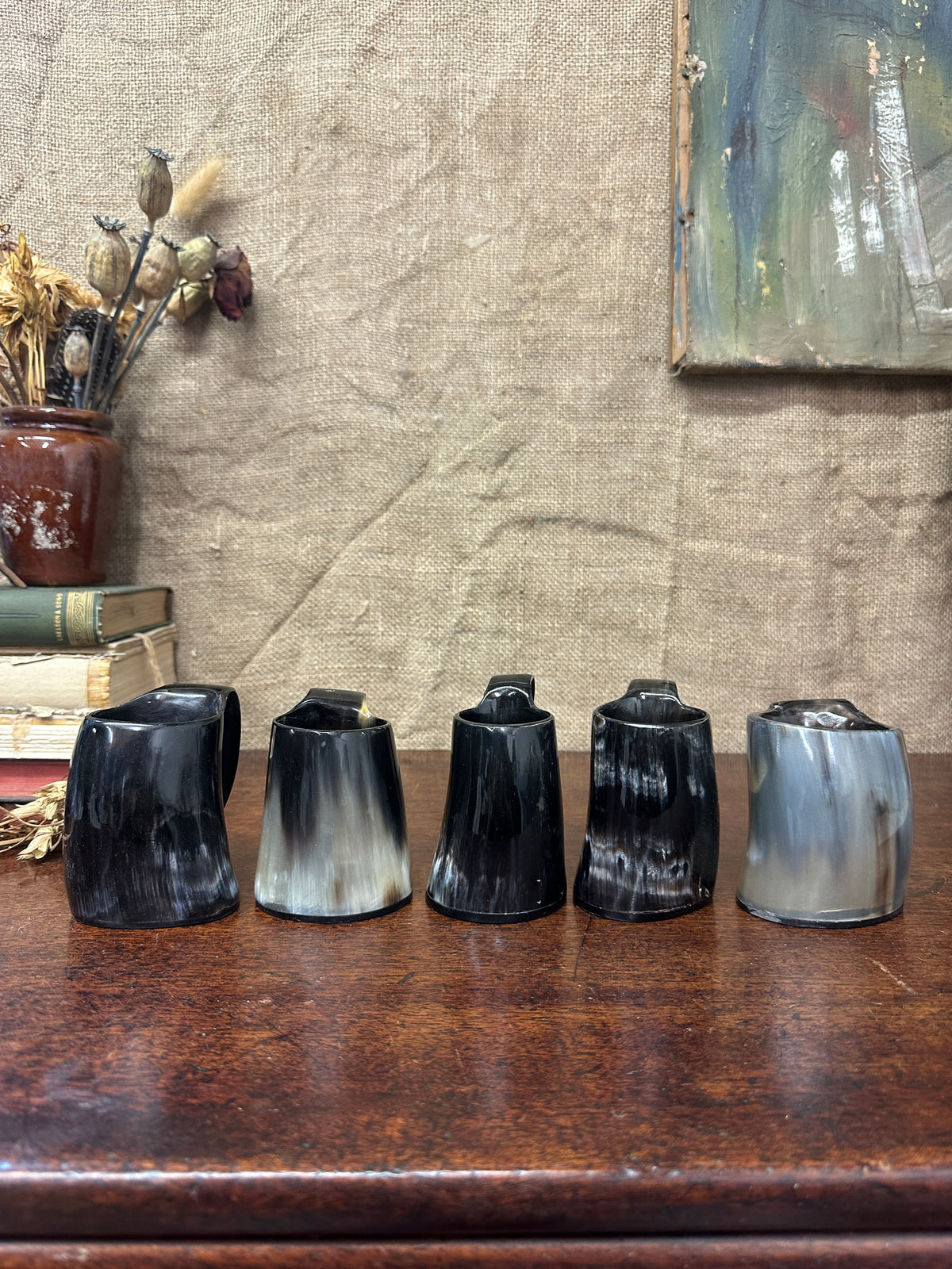 Horn Mugs Set
