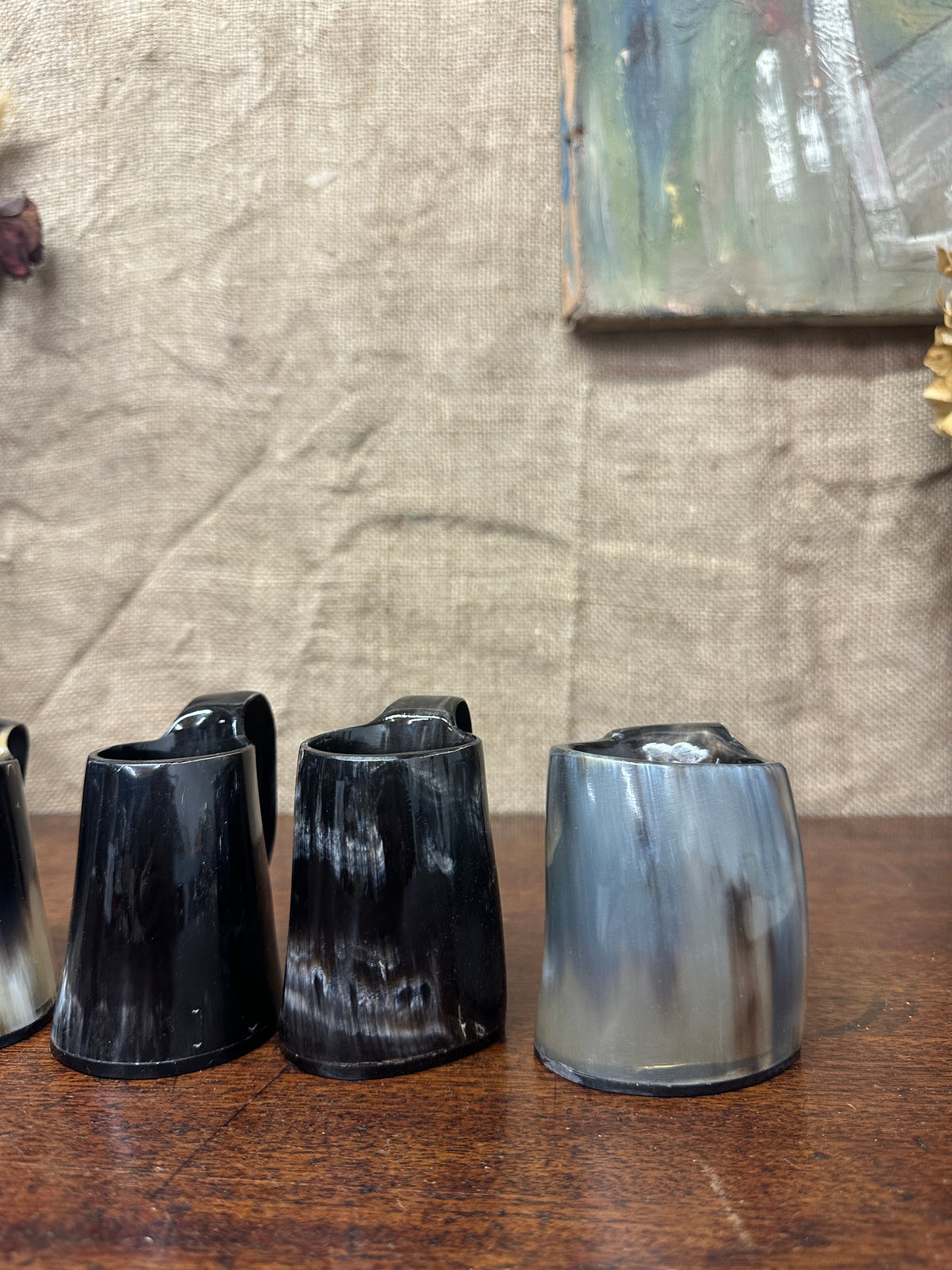 Horn Mugs Set