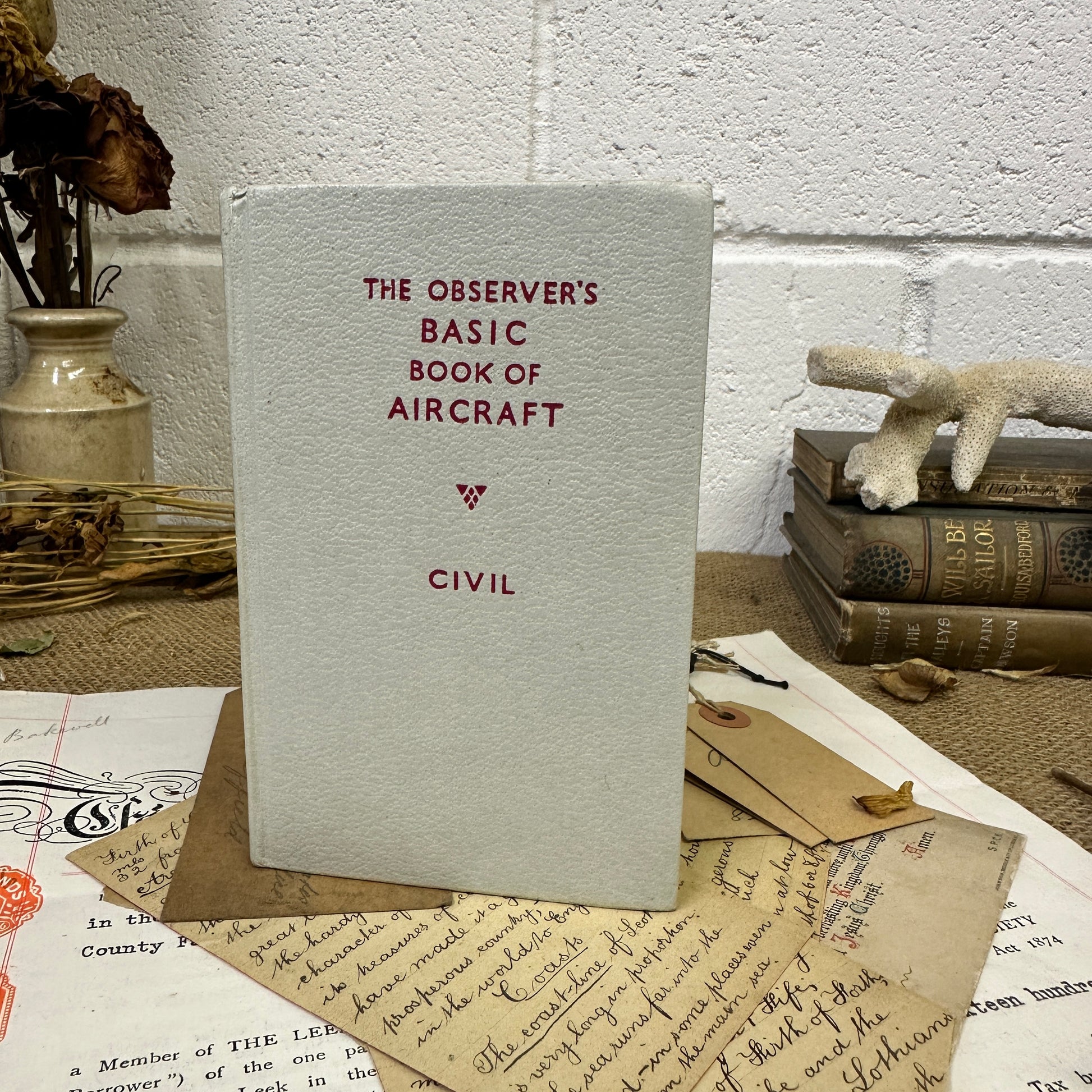 The observer’s book Basic Book of Aircraft Civil - Tile Top to Bottom - The Blind Mole