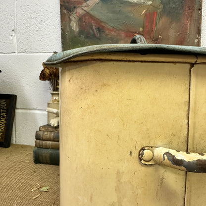 Vintage Enamel Bread Bin - The Blind Mole