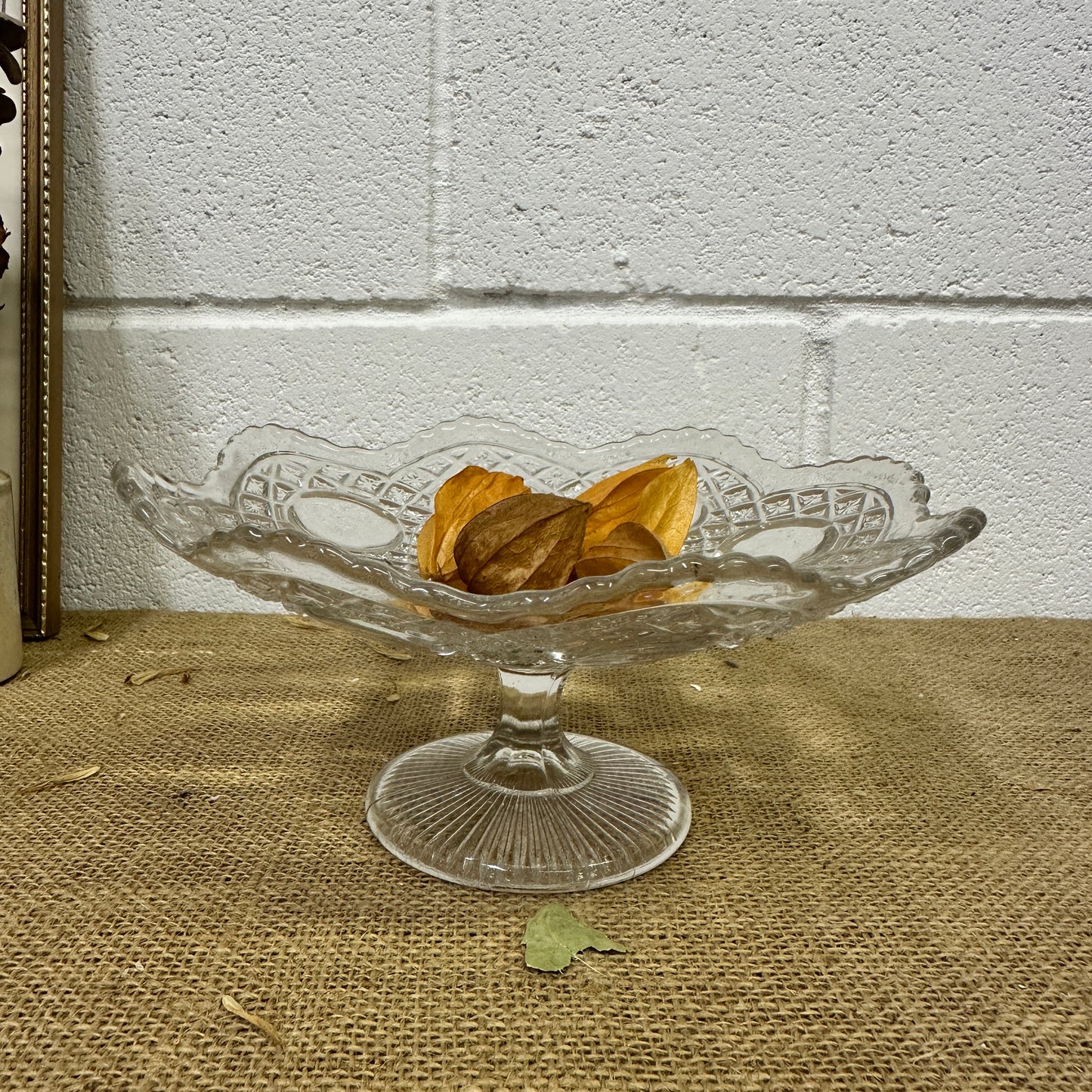Ruffled Edge Glass Cake Stand Bowl
