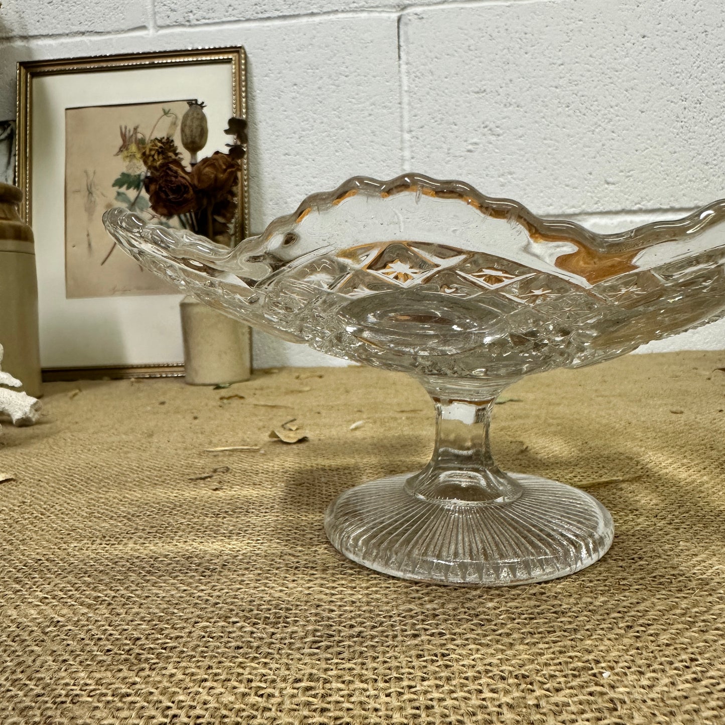 Ruffled Edge Glass Cake Stand Bowl