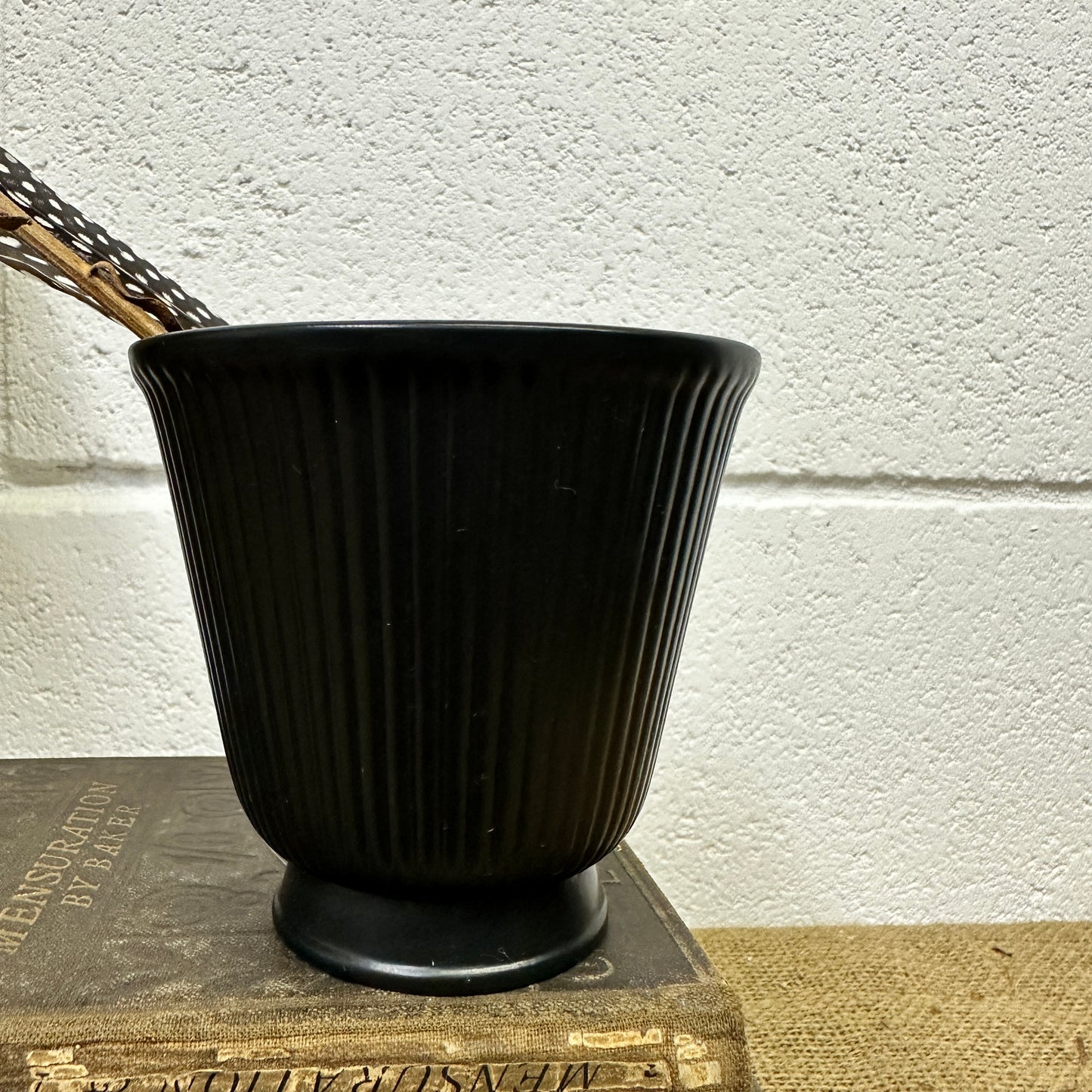 Black Ravenstone Vase