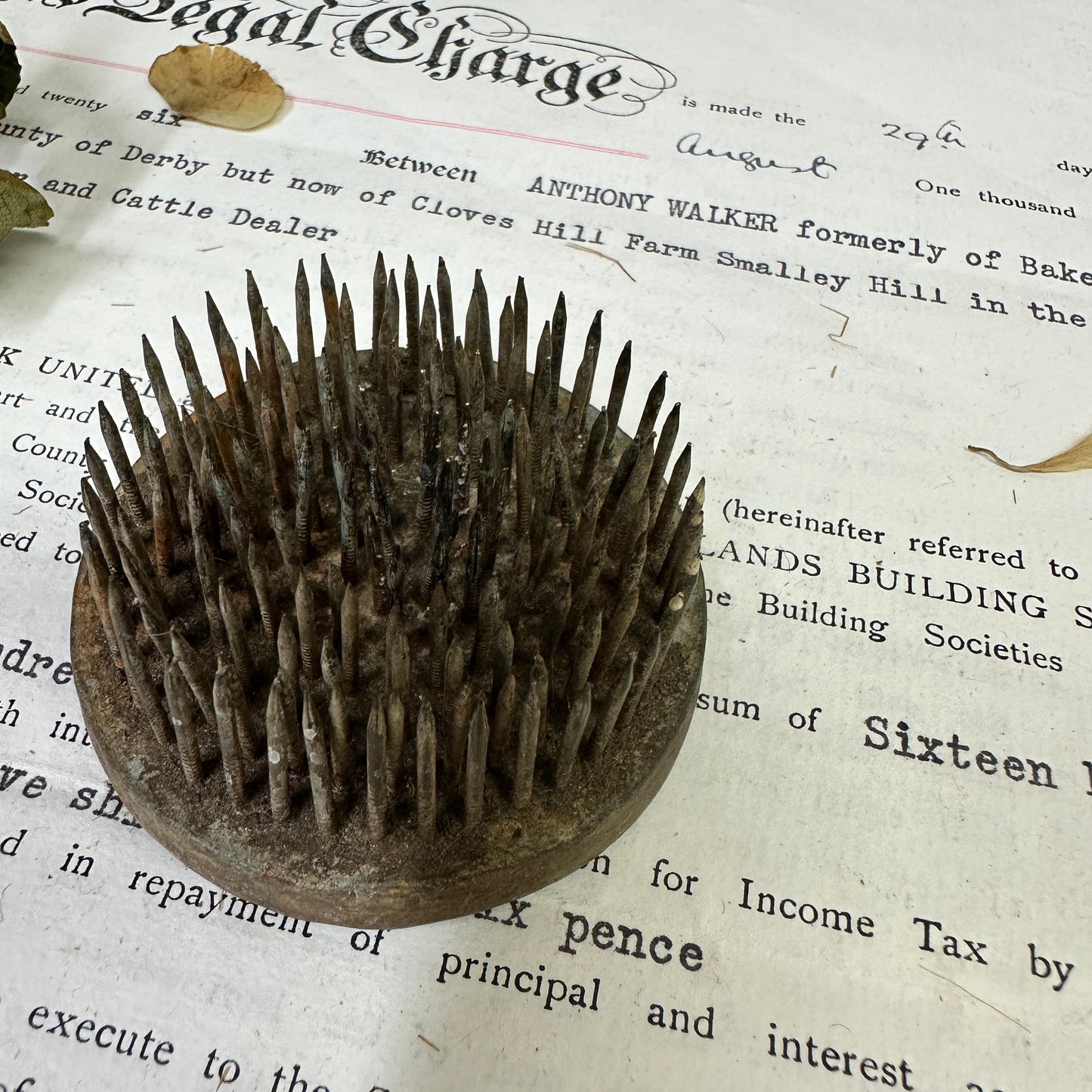 Vintage Flower Frog Picture Card Stand