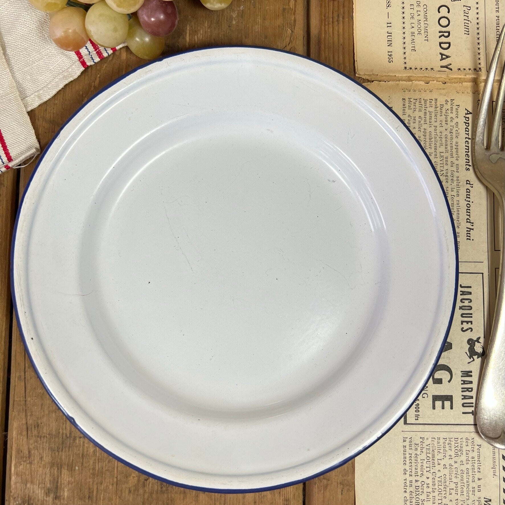 Vintage Enamel White & Blue Plate with wide rim 20cm